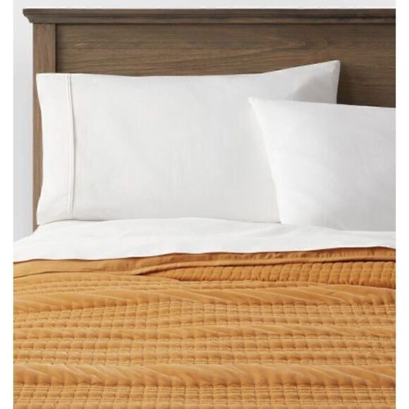 Threshold Lofty Velvet Quilt Dark Gold Full/Queen. 92”x88”. NWT - Picture 2 of 6